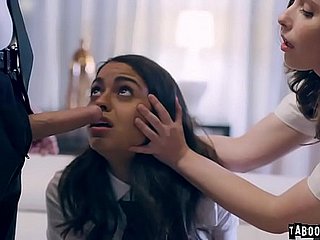 Virgin collegio bambino Casey Calvert invitata dal suo compagno di classe Vienna nero e indotti a sesso con lei stepbro Justin Hunt e ha iniziato una 3some.