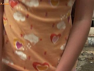 初めて18歳のホットベイビー