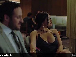 Paulina Gaitan Topless en erotische filmscènes