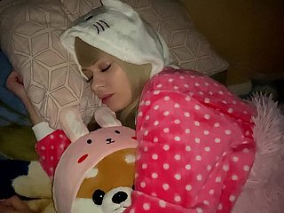 제 아버지는 내가 slepd하는 동안 다시 나를 엿 먹었습니다