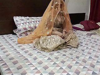 Seks tegar pasangan pada malam perkahwinan