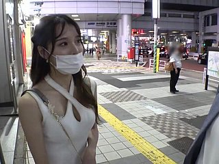 Japon kız bir yabancı tarafından becerdin