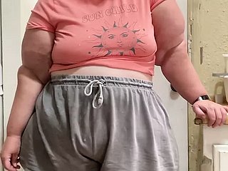 Un dolce dolce SSBBW Filch che mostra le allurement be pliant voluttuose