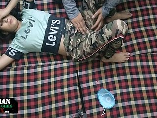 Girl de collégiale musulman indien Sexe dur avec lassie petit ami hindou