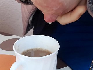 Ontbijtkoffie met melk!