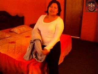 PERU - Unfaithful Married Chola Fornika with the brush Sweetheart