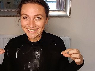 Esposa milf rimming pervertida usada como banheiro