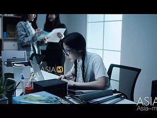 Sekswerker-Xia Qing Zi-MDSR-0002 EP2-Beste originele Azië-pornovideo