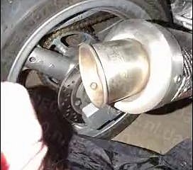dabg0 يمارس الجنس مع عادم دراجة نارية Suzuki Bandit 650 S