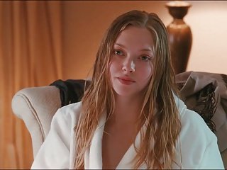 Amanda Seyfried & Sons; Julianne Moore - Chloe (2009)