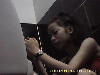 inseparable cams toilet vietnam 2