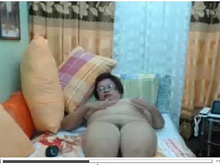 Filippina Asian matura Madura Oma con i vetri