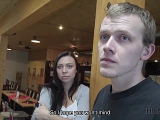 HUNT4K。男はネジ止めする機会のために多くのお金を支払いました...