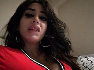 Neyla Kim beurette Hogwash 66 Körper ägyptischer Rot Sexe gros seins aime baiser
