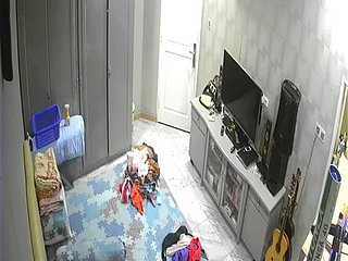 cam- tanpa jaminan setelah wanita tua mandi